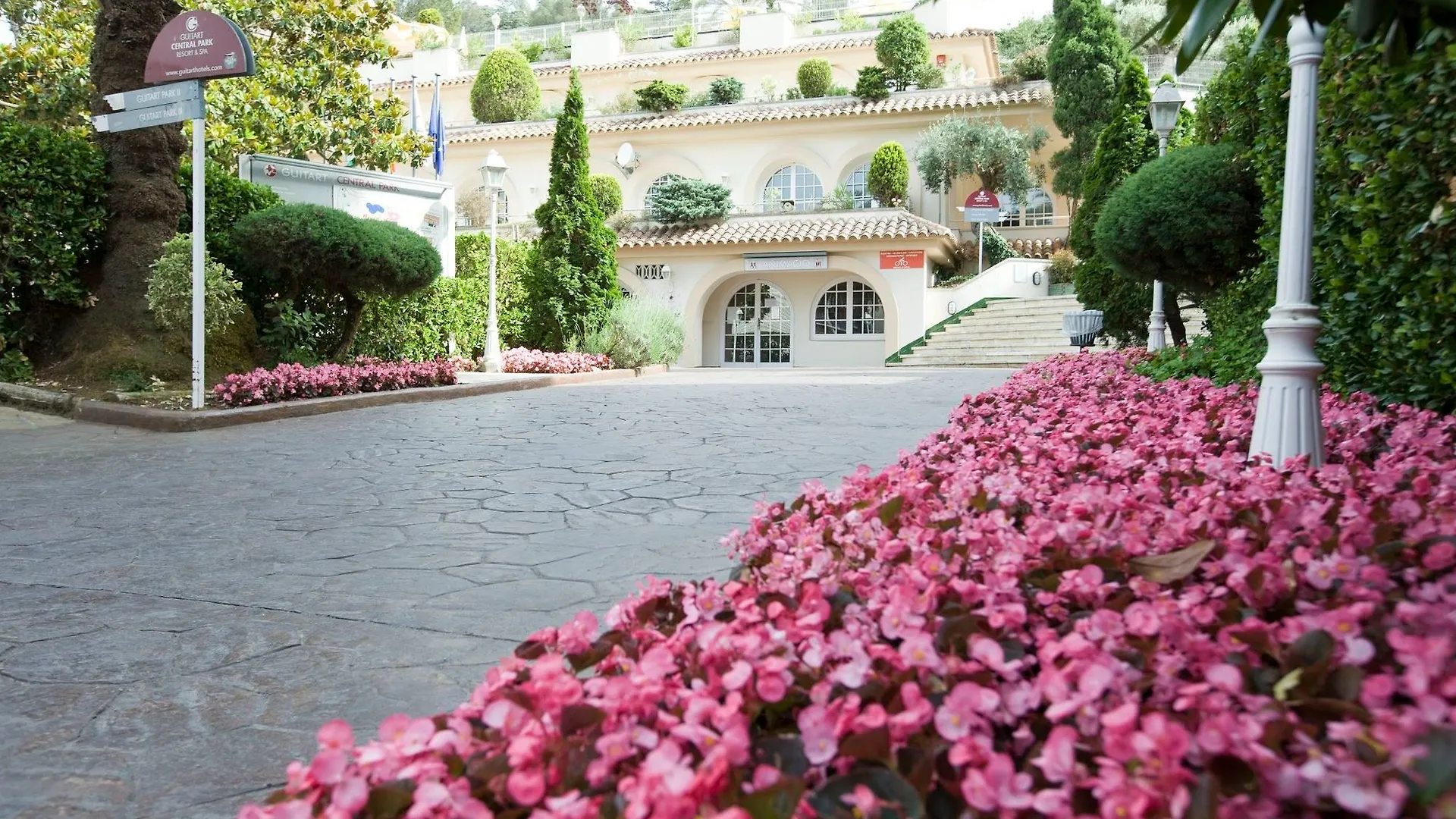 Hotel Guitart Central Park Aqua Resort Lloret de Mar 4*,  Espanha